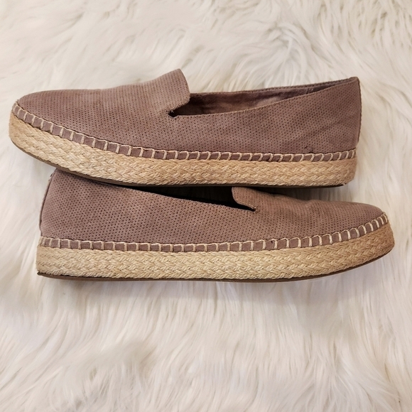 Dr Scholl's Lilac Perforated Espadrille Slip On Shoes 8M - Picture 2 of 11